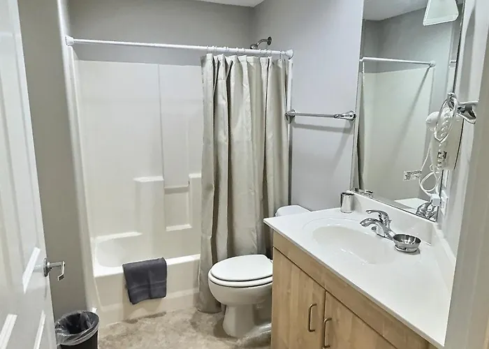 Island Tower 3br3ba Beachfront W Pool Balcony - Free Daily Activities! Apartment *